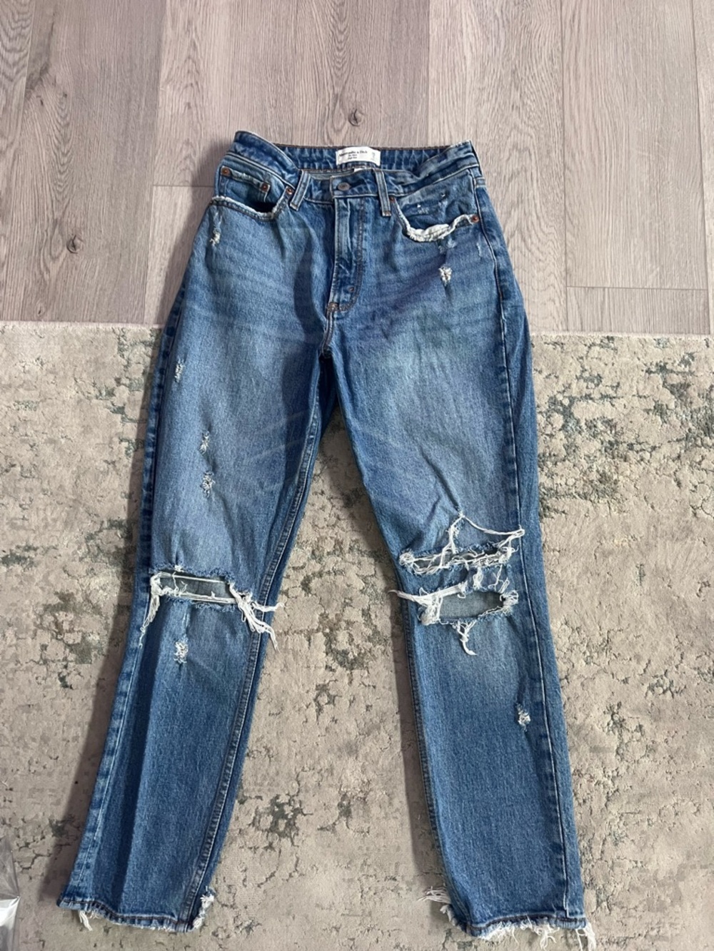 Abercrombie & Fitch Curve Love, The Mom High Rise Jeans, Size 0 R